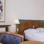 Hotel Congress By Mercure 4*