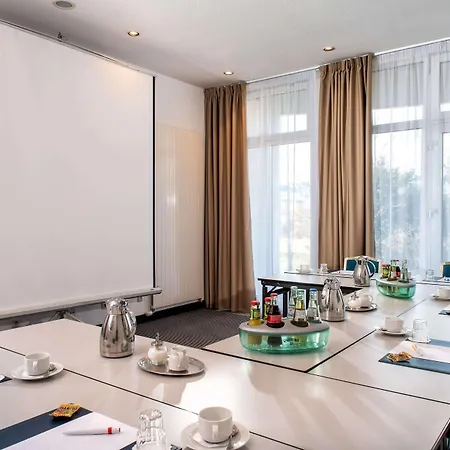 호텔 Congress By Mercure 4*