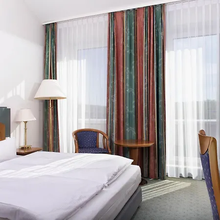 호텔 Congress By Mercure 4*