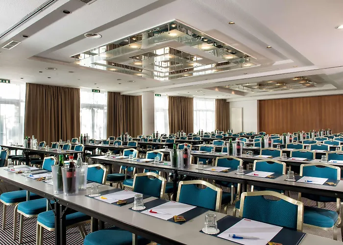 Hotel Congress By Mercure 4*