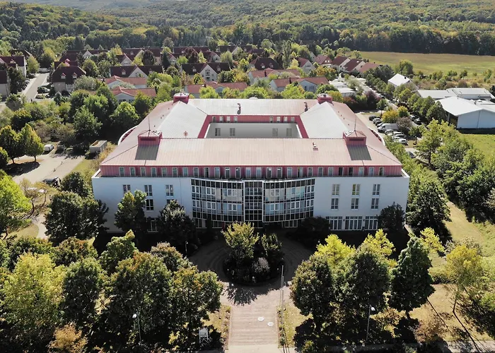 Congress By Mercure Hotel 4*