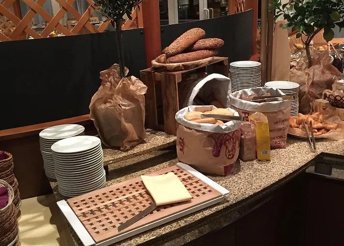 Hotel Congress By Mercure 4*